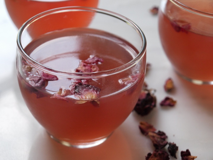 rose-tea-jelly